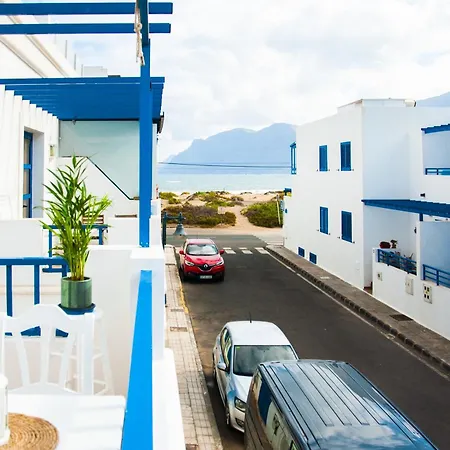 Asana Surf House Apartament Famara